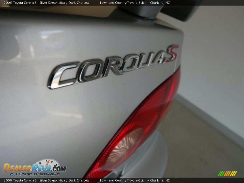 2006 Toyota Corolla S Silver Streak Mica / Dark Charcoal Photo #13