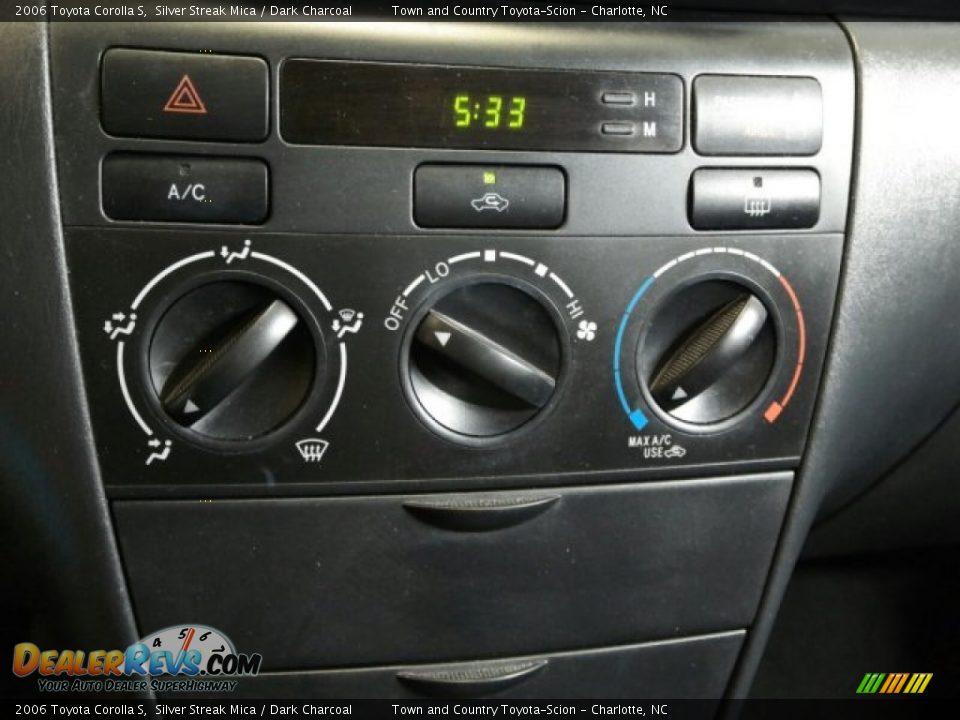 2006 Toyota Corolla S Silver Streak Mica / Dark Charcoal Photo #35