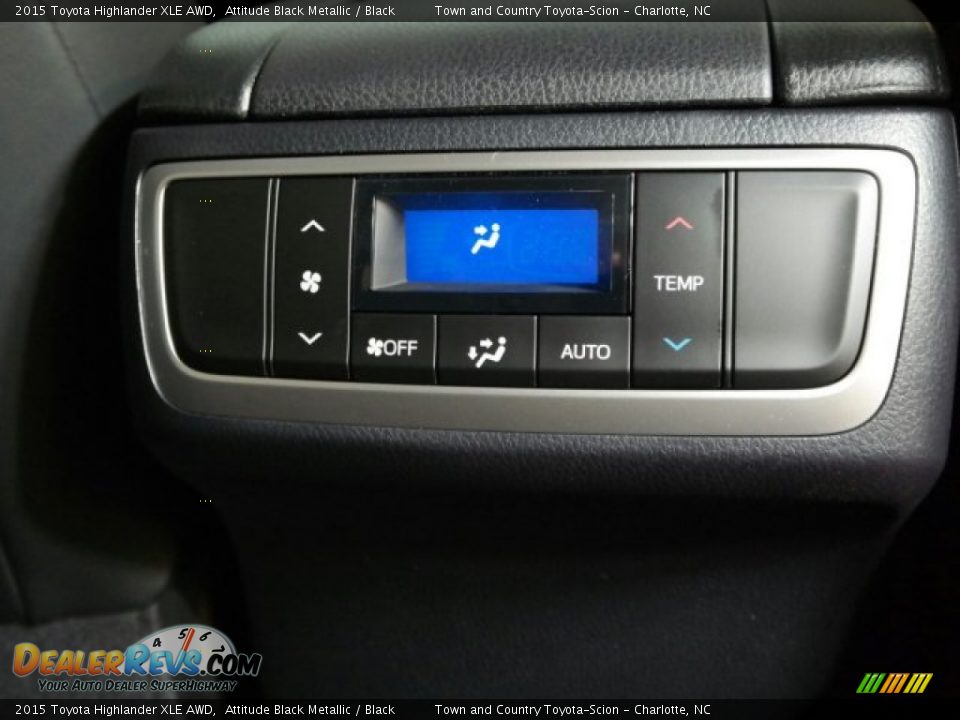 2015 Toyota Highlander XLE AWD Attitude Black Metallic / Black Photo #22