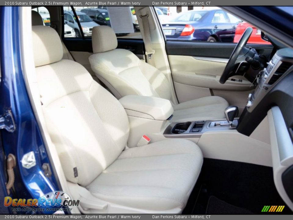 2010 Subaru Outback 2.5i Premium Wagon Azurite Blue Pearl / Warm Ivory Photo #15