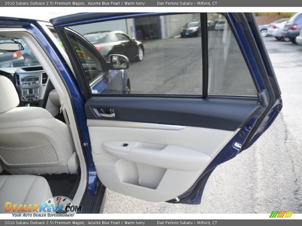 2010 Subaru Outback 2.5i Premium Wagon Azurite Blue Pearl / Warm Ivory Photo #19