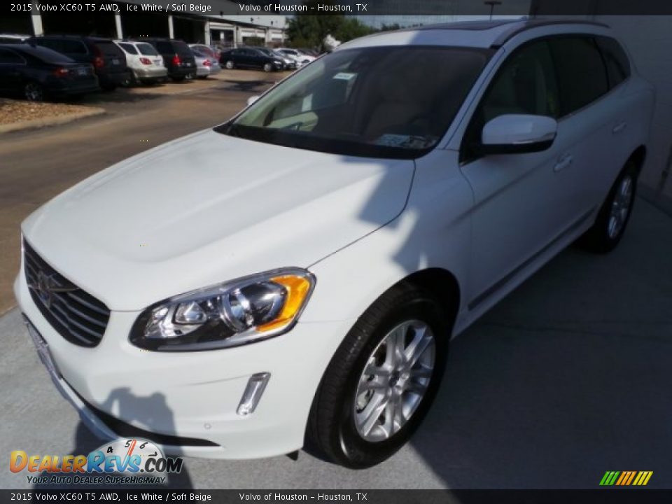2015 Volvo XC60 T5 AWD Ice White / Soft Beige Photo #3