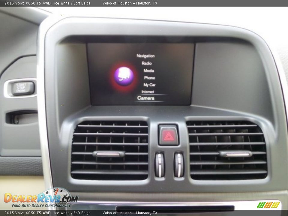 2015 Volvo XC60 T5 AWD Ice White / Soft Beige Photo #17