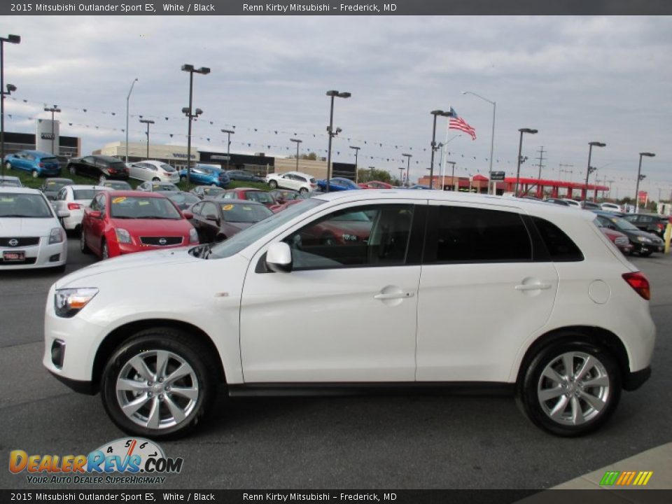 2015 Mitsubishi Outlander Sport ES White / Black Photo #4