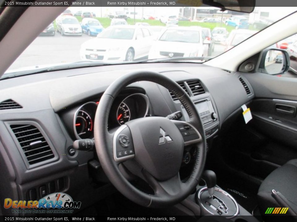 2015 Mitsubishi Outlander Sport ES White / Black Photo #11