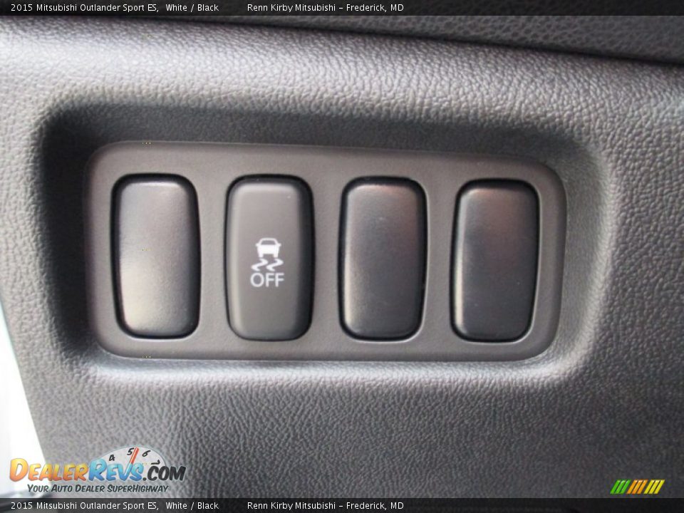 2015 Mitsubishi Outlander Sport ES White / Black Photo #13