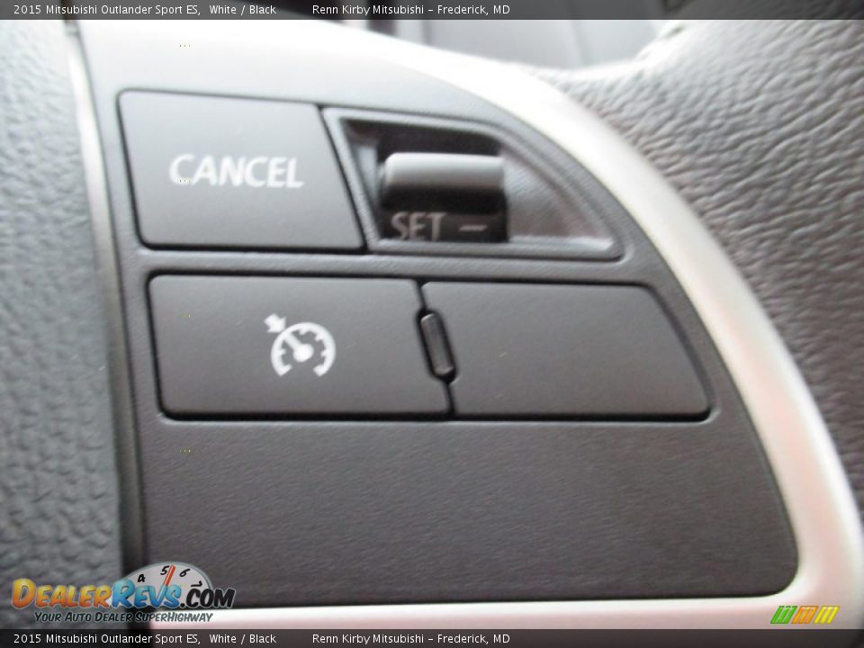 2015 Mitsubishi Outlander Sport ES White / Black Photo #15