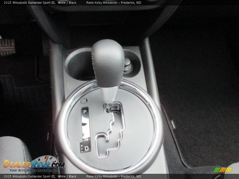 2015 Mitsubishi Outlander Sport ES White / Black Photo #19