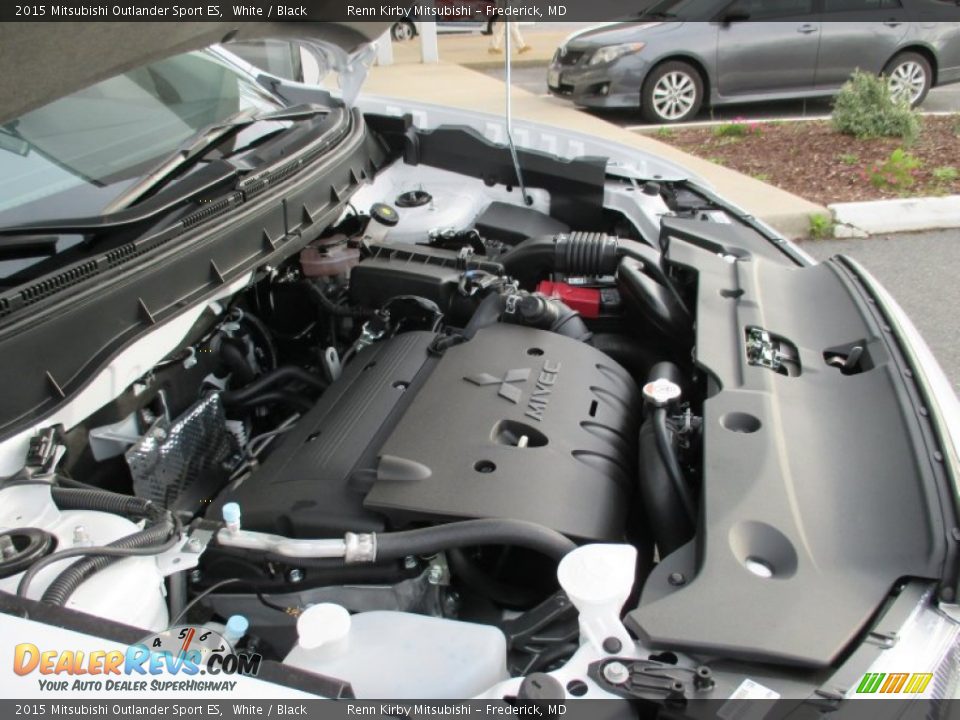 2015 Mitsubishi Outlander Sport ES White / Black Photo #26