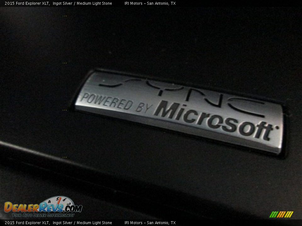 2015 Ford Explorer XLT Ingot Silver / Medium Light Stone Photo #18