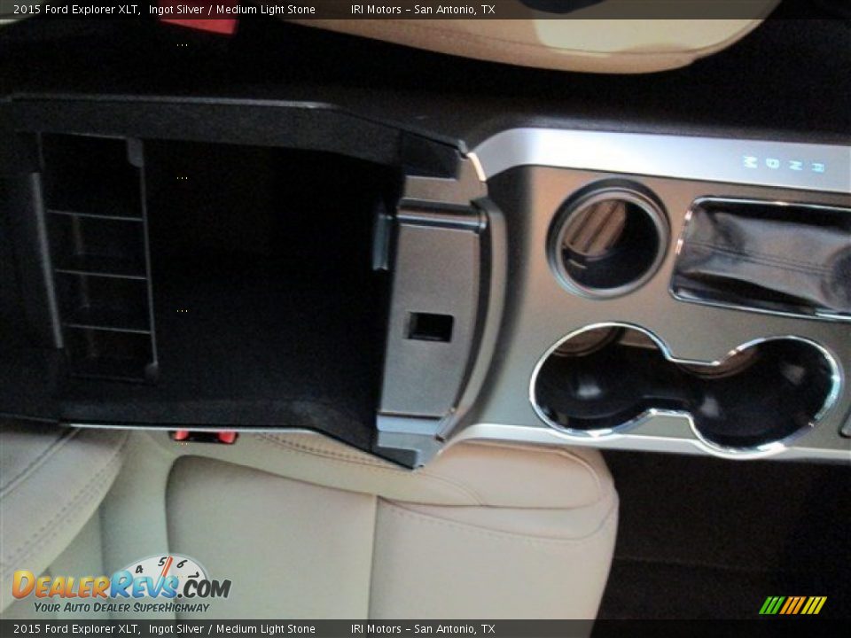 2015 Ford Explorer XLT Ingot Silver / Medium Light Stone Photo #24