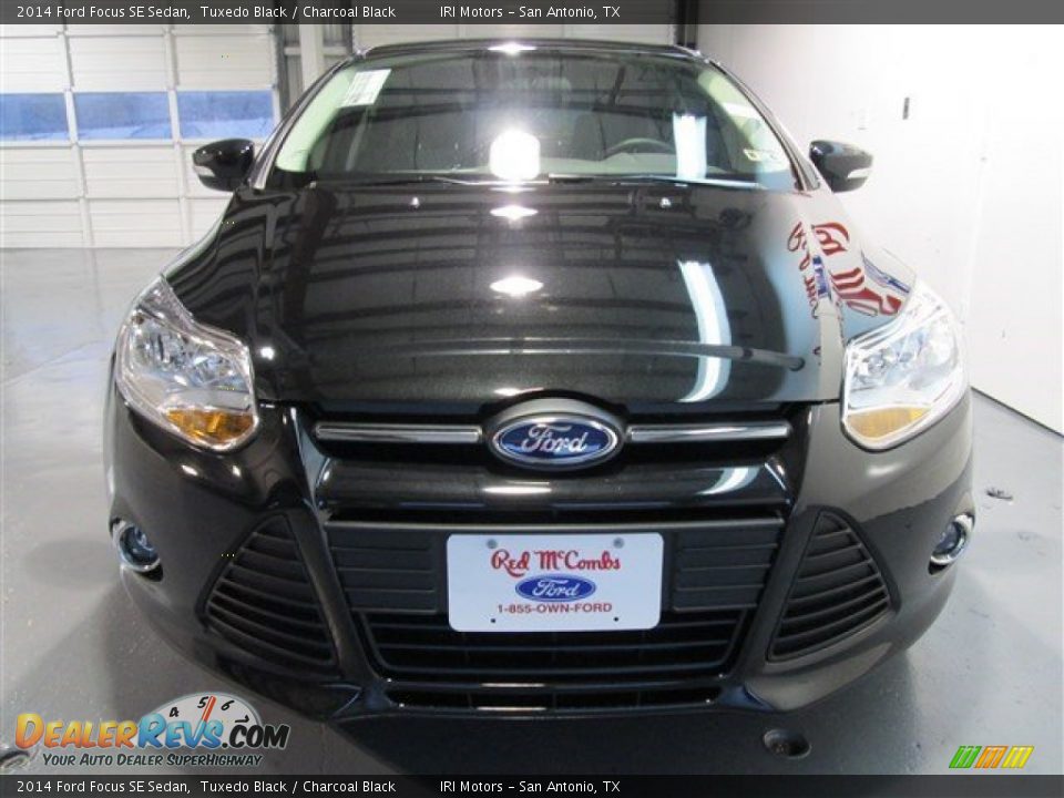 2014 Ford Focus SE Sedan Tuxedo Black / Charcoal Black Photo #2
