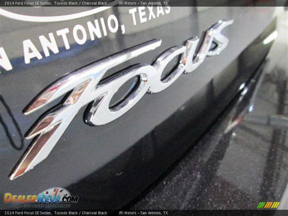 2014 Ford Focus SE Sedan Tuxedo Black / Charcoal Black Photo #6