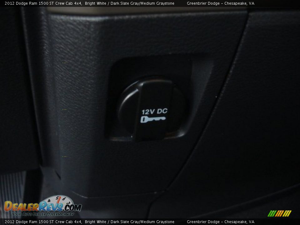 2012 Dodge Ram 1500 ST Crew Cab 4x4 Bright White / Dark Slate Gray/Medium Graystone Photo #6
