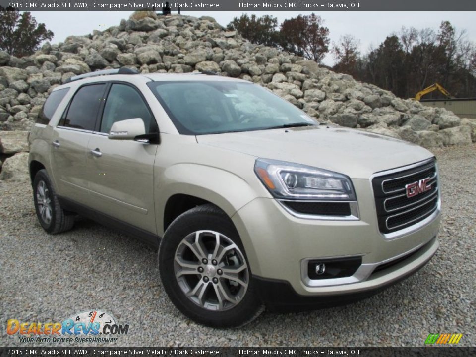 Front 3/4 View of 2015 GMC Acadia SLT AWD Photo #1