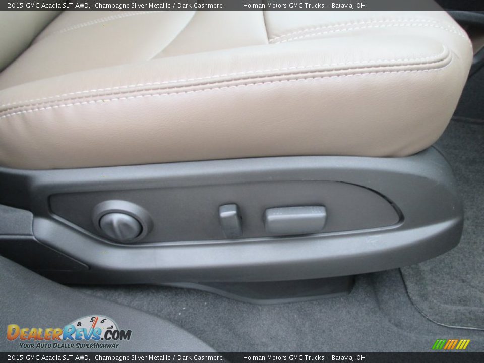 2015 GMC Acadia SLT AWD Champagne Silver Metallic / Dark Cashmere Photo #35
