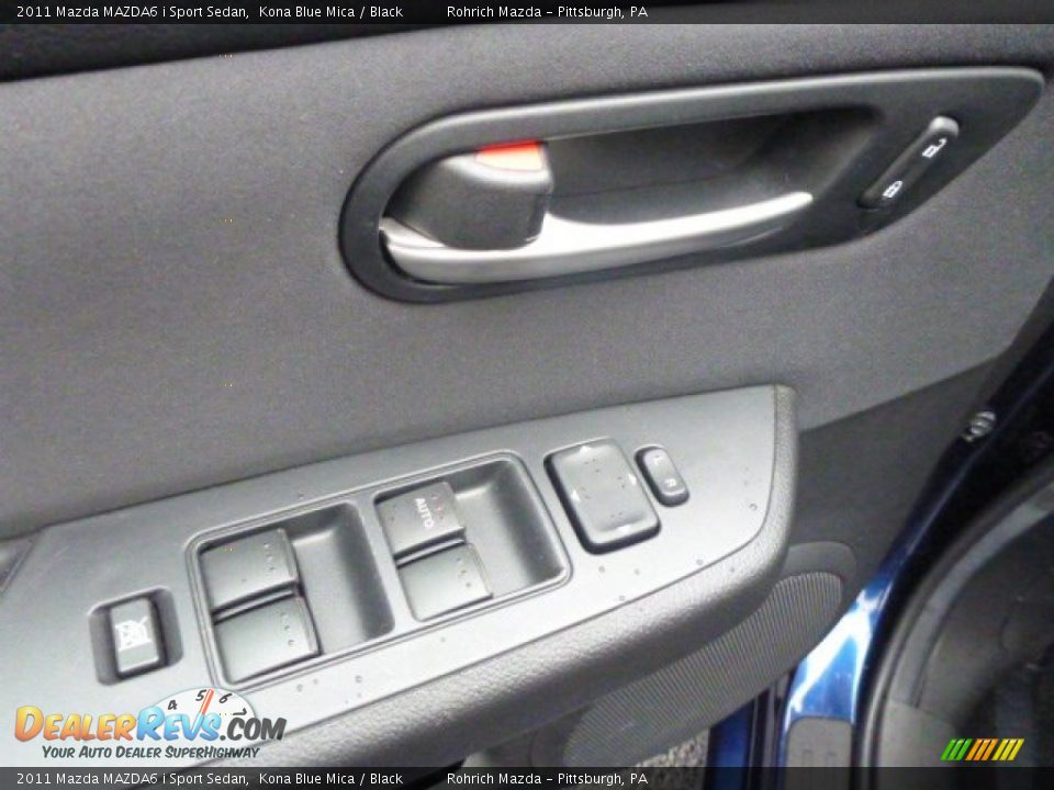 2011 Mazda MAZDA6 i Sport Sedan Kona Blue Mica / Black Photo #18