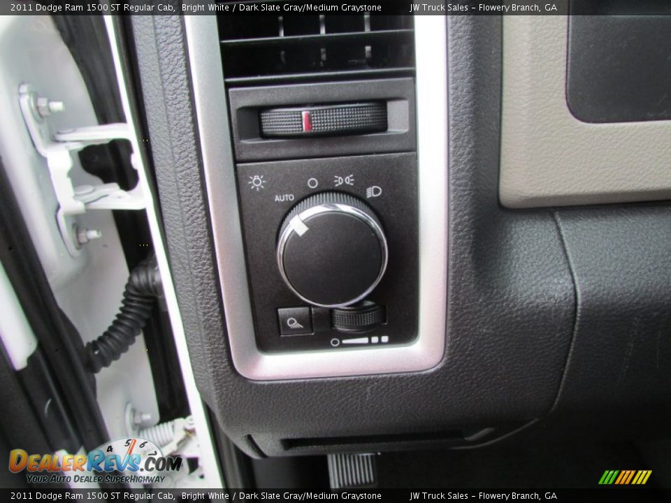 2011 Dodge Ram 1500 ST Regular Cab Bright White / Dark Slate Gray/Medium Graystone Photo #29