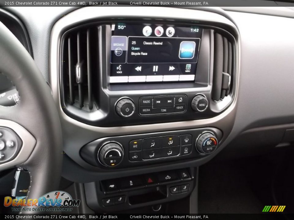 Controls of 2015 Chevrolet Colorado Z71 Crew Cab 4WD Photo #16