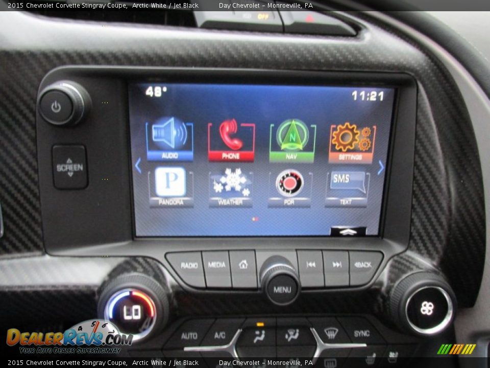 Controls of 2015 Chevrolet Corvette Stingray Coupe Photo #16