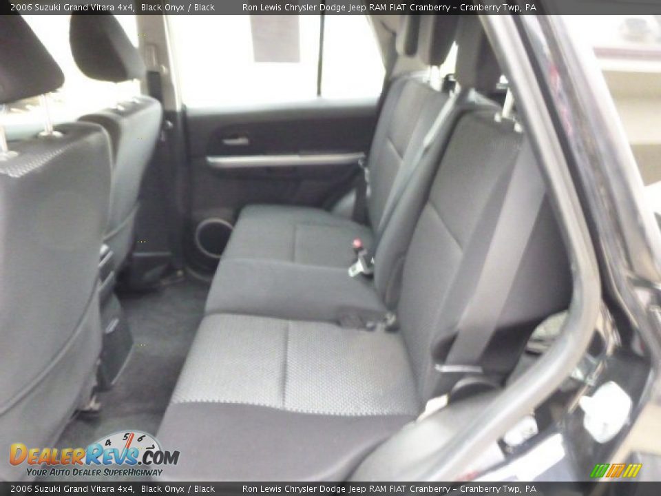 2006 Suzuki Grand Vitara 4x4 Black Onyx / Black Photo #12