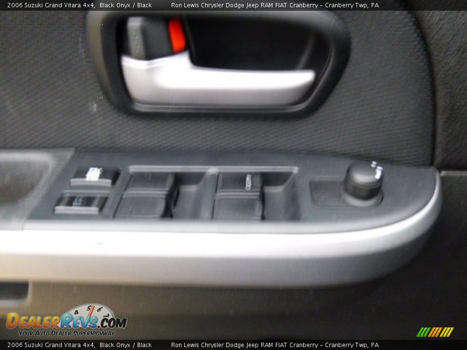 2006 Suzuki Grand Vitara 4x4 Black Onyx / Black Photo #15