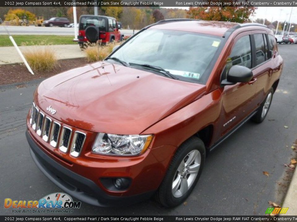 Front 3/4 View of 2012 Jeep Compass Sport 4x4 Photo #4