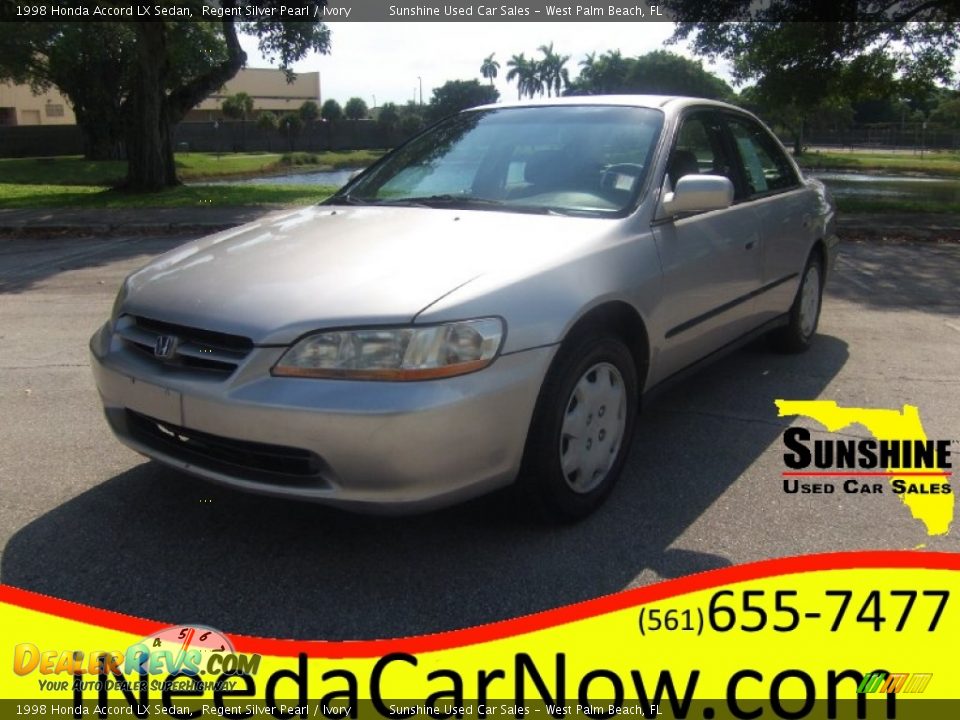1998 Honda Accord LX Sedan Regent Silver Pearl / Ivory Photo #1