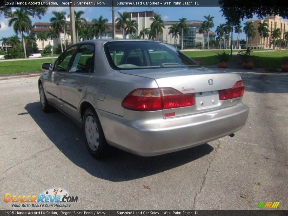 1998 Honda Accord LX Sedan Regent Silver Pearl / Ivory Photo #3