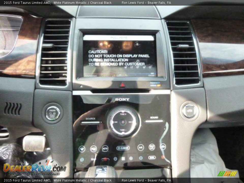2015 Ford Taurus Limited AWD White Platinum Metallic / Charcoal Black Photo #15