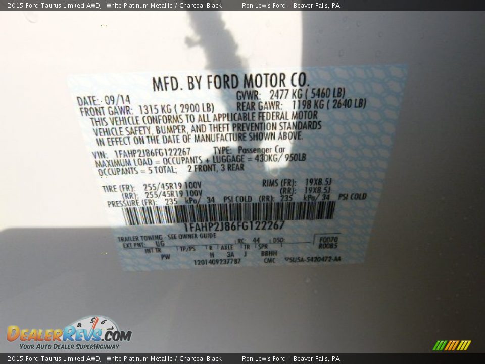 2015 Ford Taurus Limited AWD White Platinum Metallic / Charcoal Black Photo #20