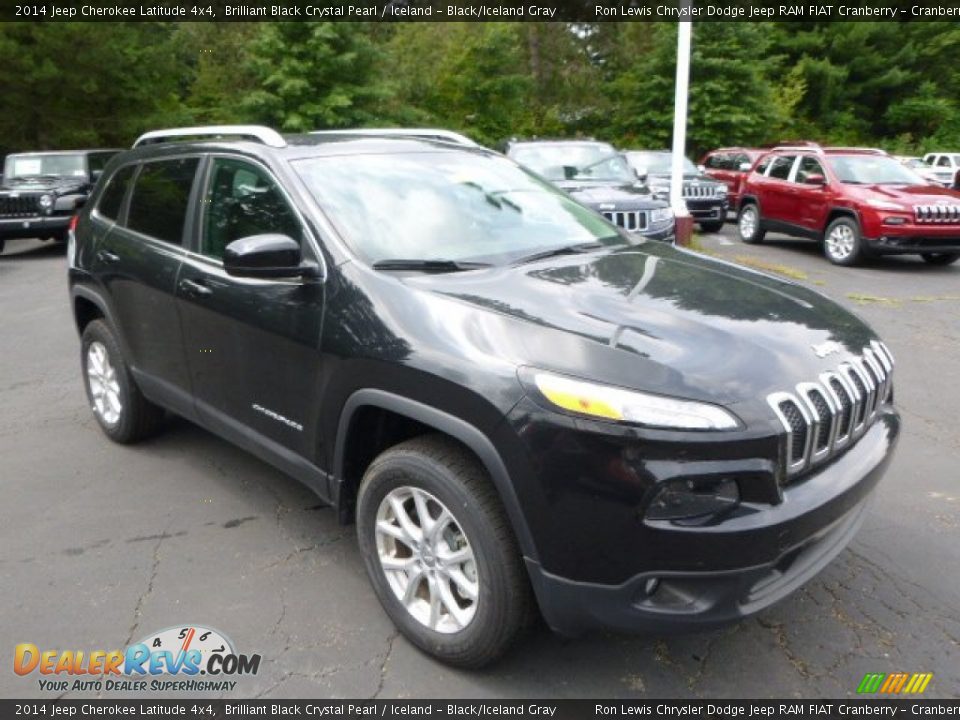 2014 Jeep Cherokee Latitude 4x4 Brilliant Black Crystal Pearl / Iceland - Black/Iceland Gray Photo #4