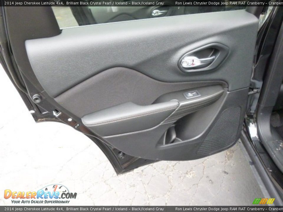 2014 Jeep Cherokee Latitude 4x4 Brilliant Black Crystal Pearl / Iceland - Black/Iceland Gray Photo #13