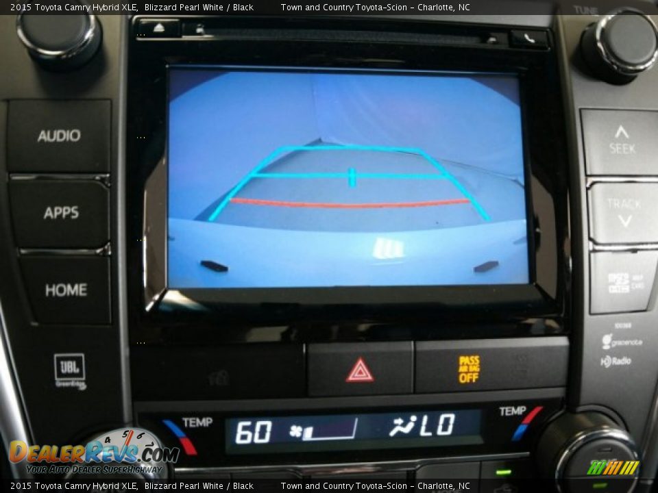 2015 Toyota Camry Hybrid XLE Blizzard Pearl White / Black Photo #16