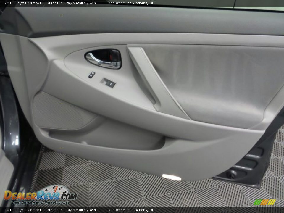 2011 Toyota Camry LE Magnetic Gray Metallic / Ash Photo #7