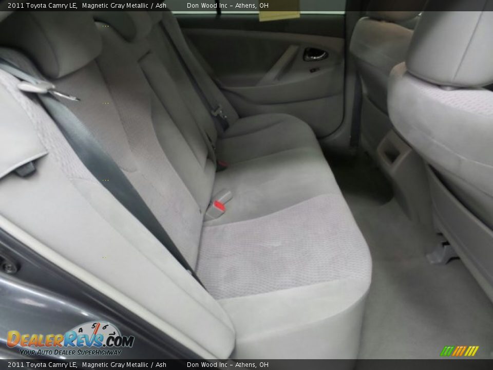 2011 Toyota Camry LE Magnetic Gray Metallic / Ash Photo #8