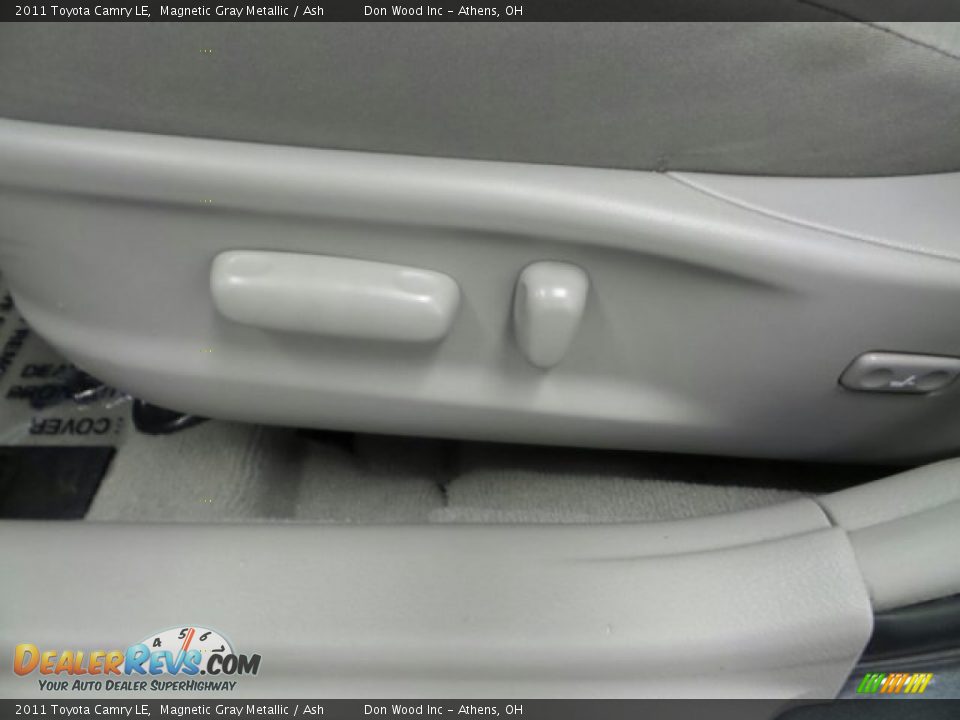 2011 Toyota Camry LE Magnetic Gray Metallic / Ash Photo #16