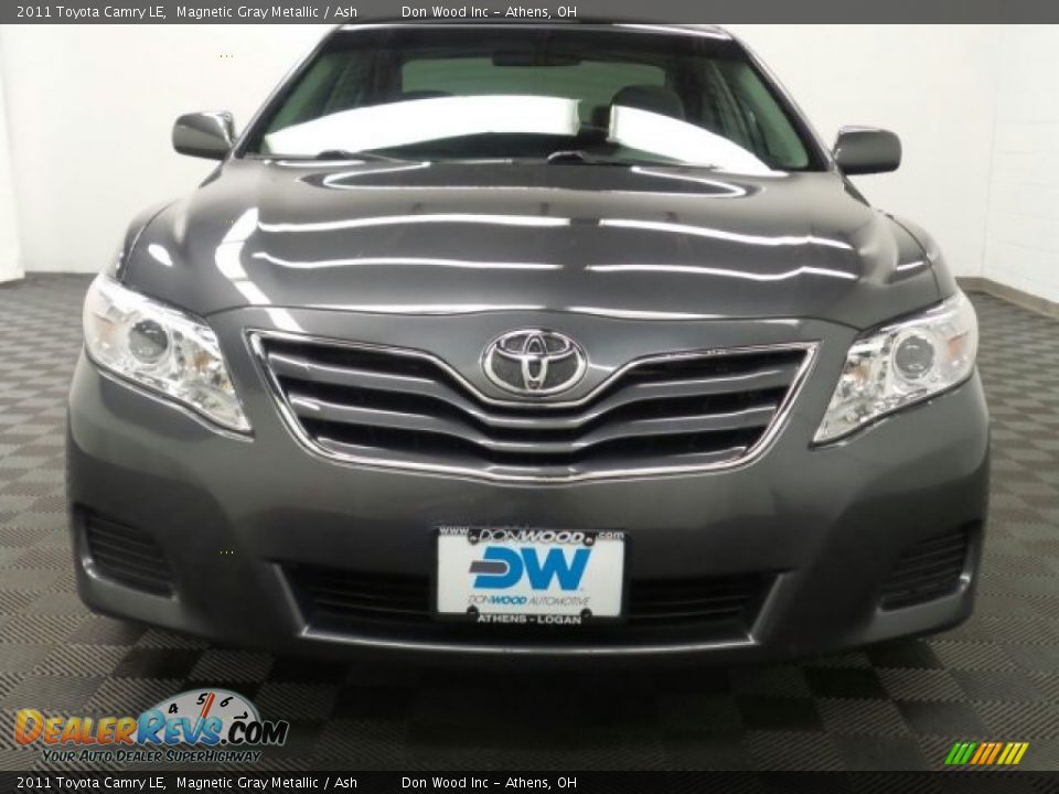 2011 Toyota Camry LE Magnetic Gray Metallic / Ash Photo #25