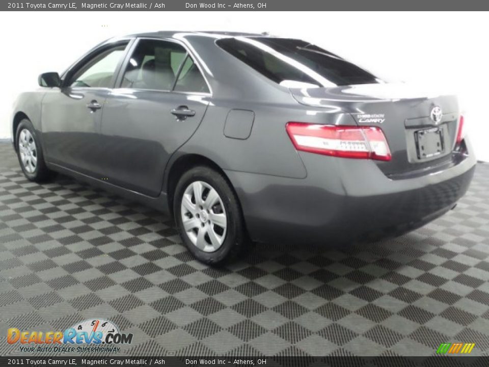 2011 Toyota Camry LE Magnetic Gray Metallic / Ash Photo #27