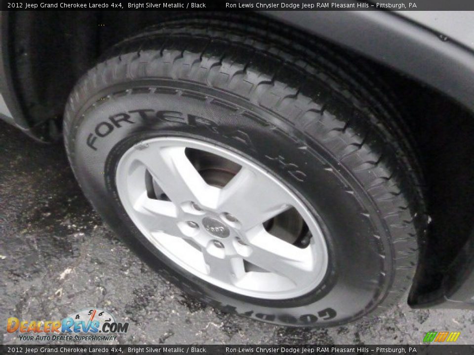2012 Jeep Grand Cherokee Laredo 4x4 Bright Silver Metallic / Black Photo #9