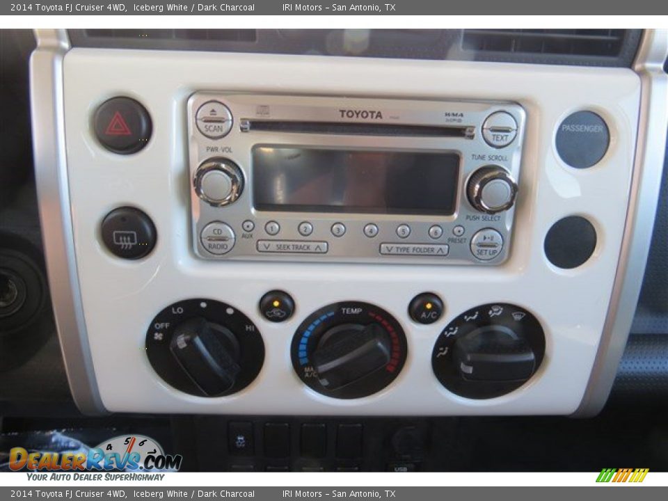 2014 Toyota FJ Cruiser 4WD Iceberg White / Dark Charcoal Photo #15