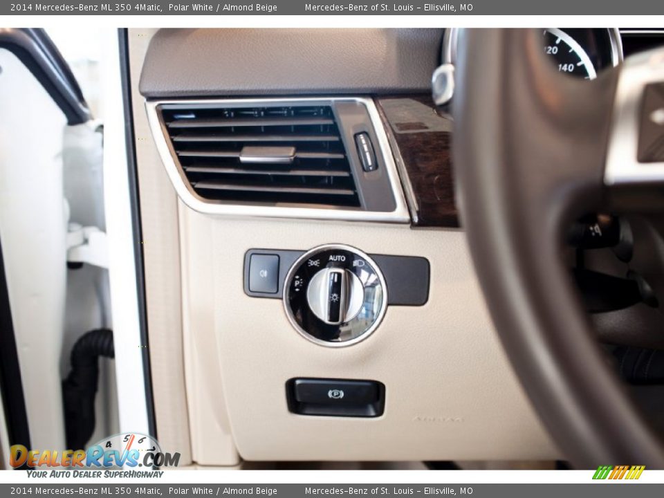 2014 Mercedes-Benz ML 350 4Matic Polar White / Almond Beige Photo #22
