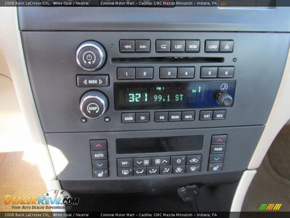 2008 Buick LaCrosse CXL White Opal / Neutral Photo #17