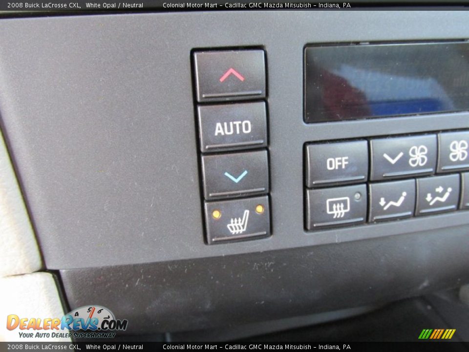 2008 Buick LaCrosse CXL White Opal / Neutral Photo #18