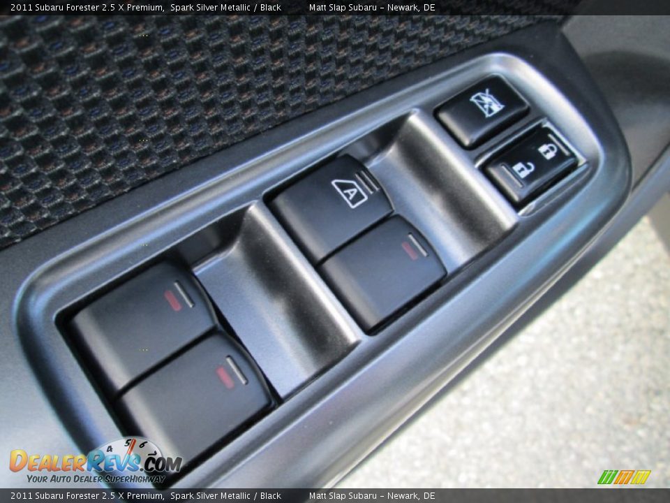 2011 Subaru Forester 2.5 X Premium Spark Silver Metallic / Black Photo #13