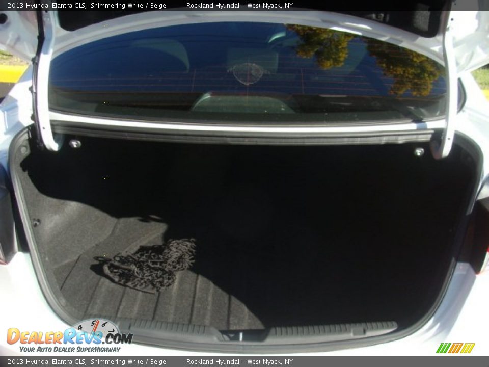 2013 Hyundai Elantra GLS Shimmering White / Beige Photo #20
