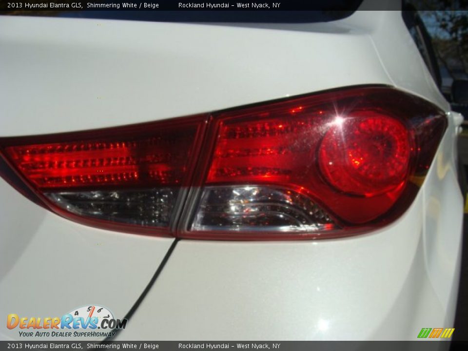 2013 Hyundai Elantra GLS Shimmering White / Beige Photo #21