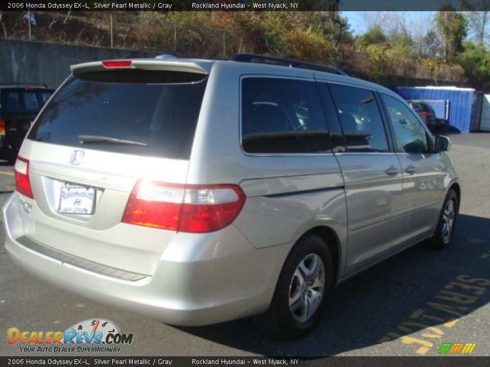 2006 Honda Odyssey EX-L Silver Pearl Metallic / Gray Photo #4