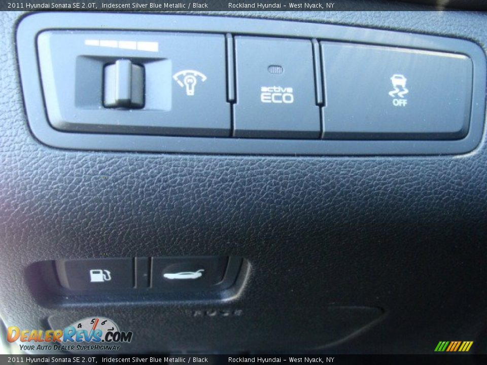 2011 Hyundai Sonata SE 2.0T Iridescent Silver Blue Metallic / Black Photo #9