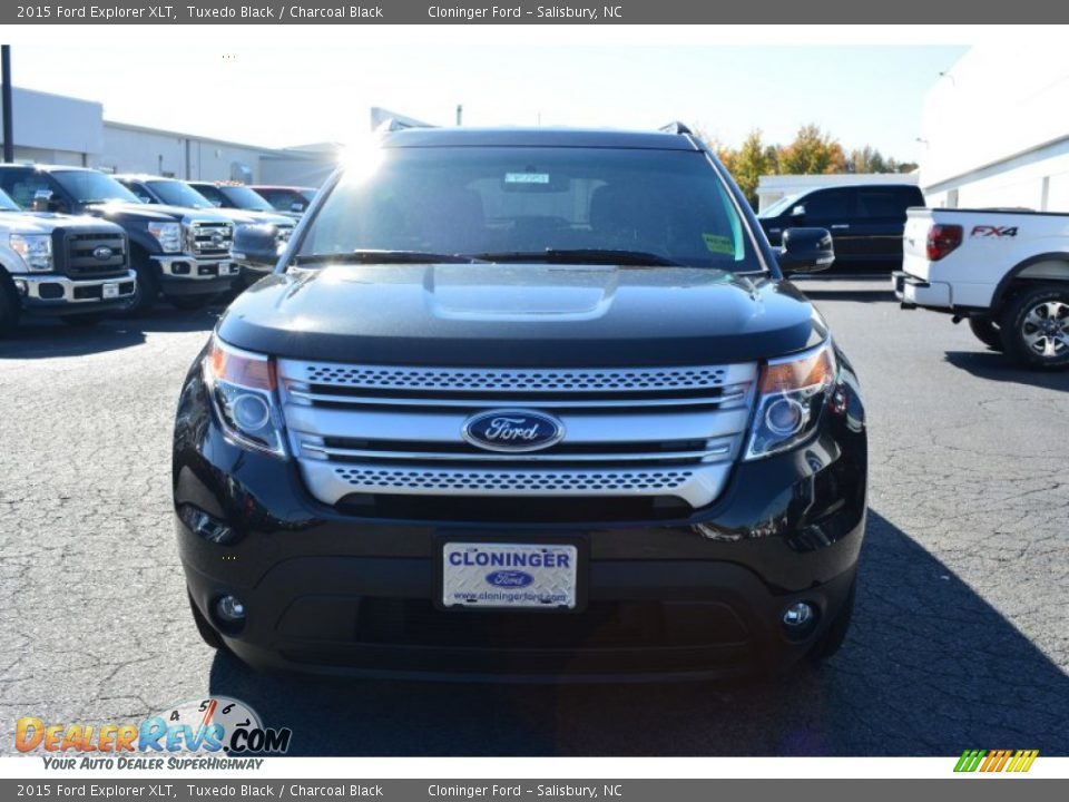 2015 Ford Explorer XLT Tuxedo Black / Charcoal Black Photo #4